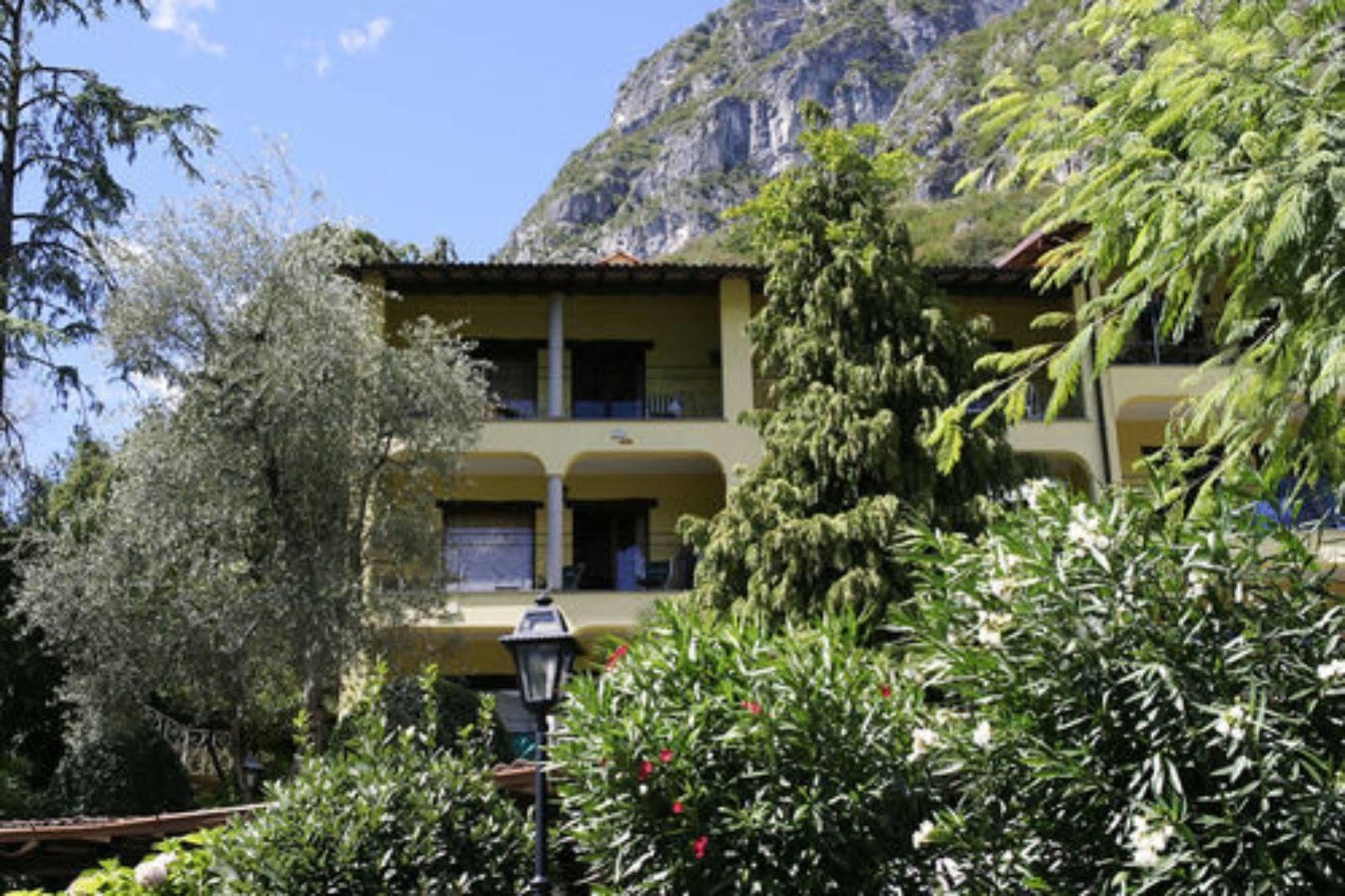 Residenza Lago Di Lugano Cima Eksteriør billede